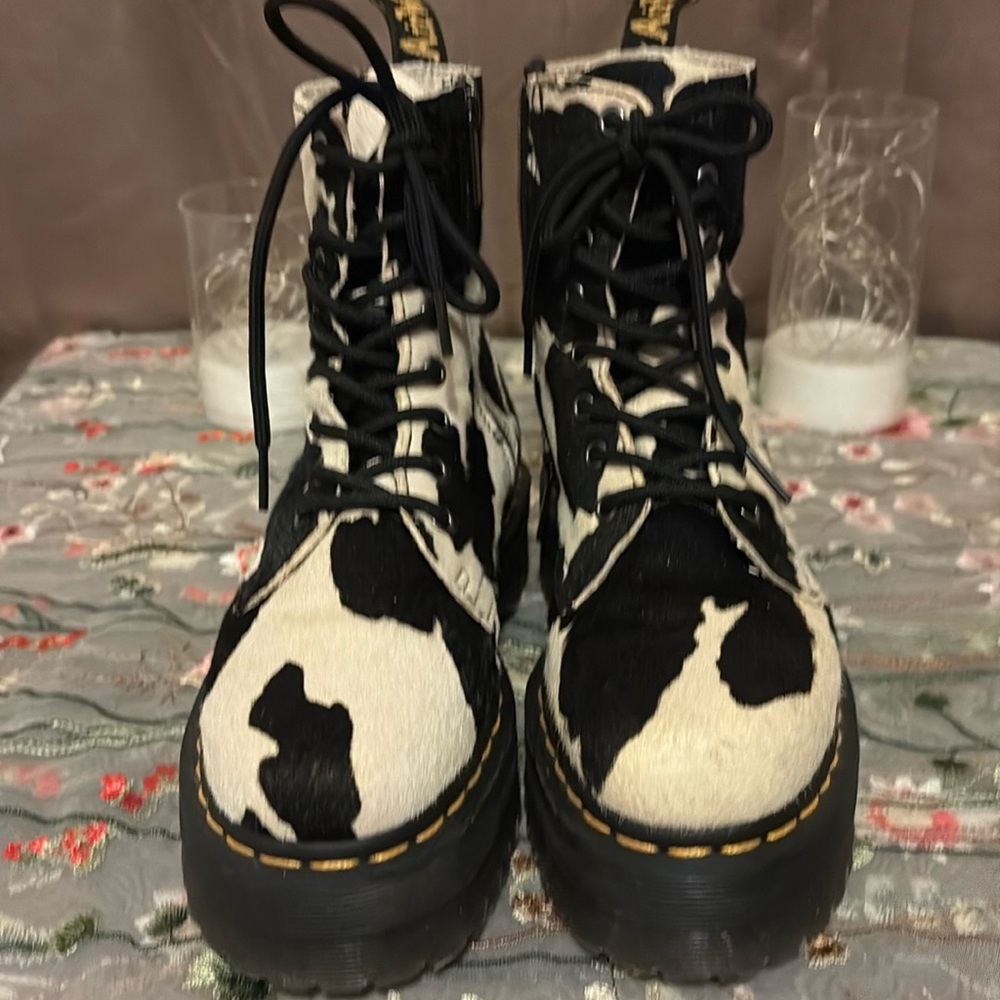 Women’s size 6 platform Jadons  cow print genuine hair & leather boots.
